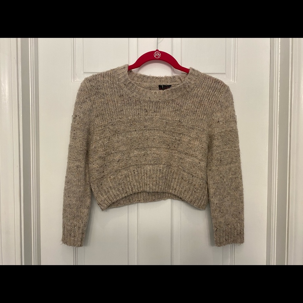 Heart & Crush Cropped Creme Sweater